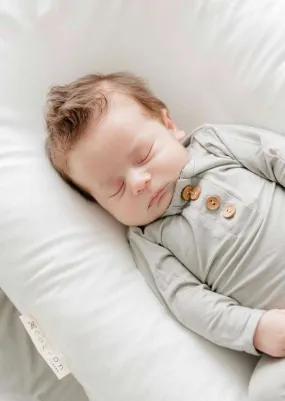 Cloud Newborn Lounger (0-9 months)