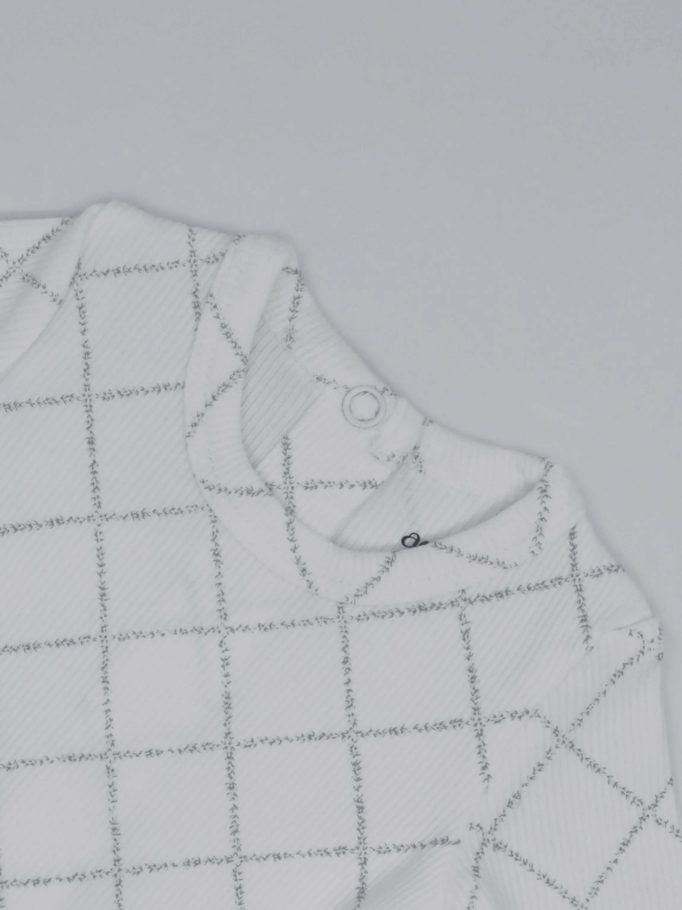 Diamond Feather Print Layette Set- Grey