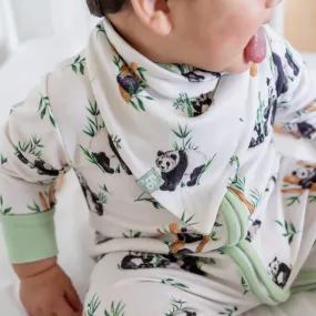 Free One-Size Adjustable Bib
